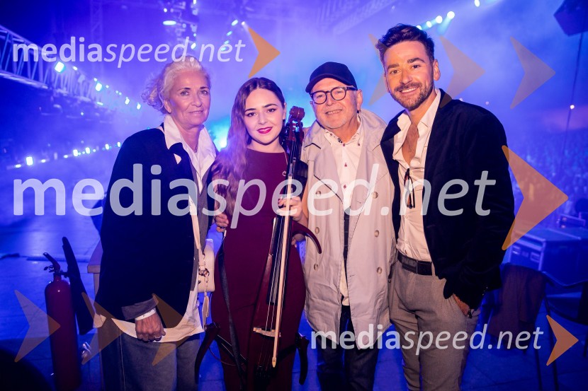  Eva Kozlevčar, glasbenica;  ... ;  Samo Kozlevčar, glasbenik in podjetnik;  Tomaž Kozlevčar, vokalistŽan Serčič - 15 let navdiha