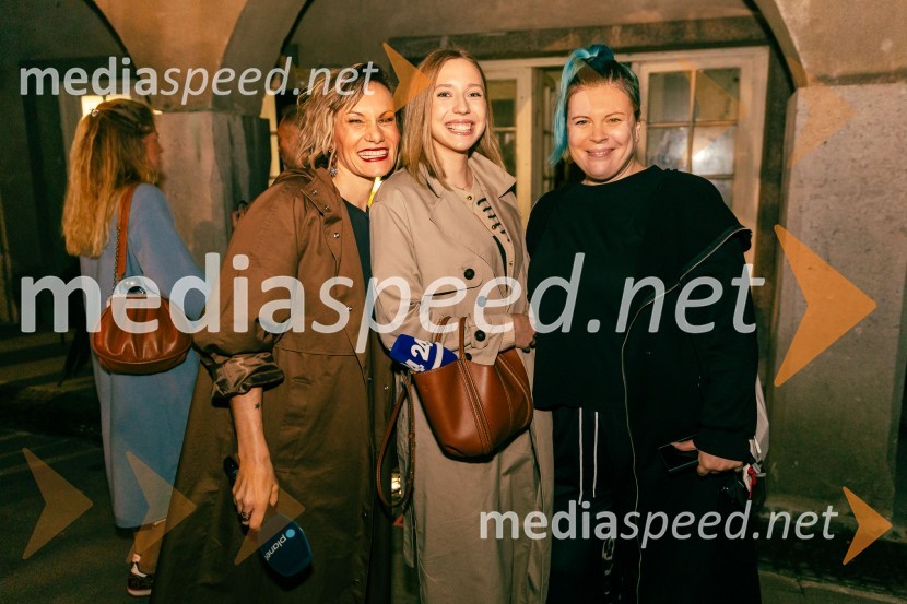  Ana Raščan, voditeljica in novinarka;  Tjaša Železen, novinarka POP TV;  Tanja Divac, novinarkaŽan Serčič - 15 let navdiha