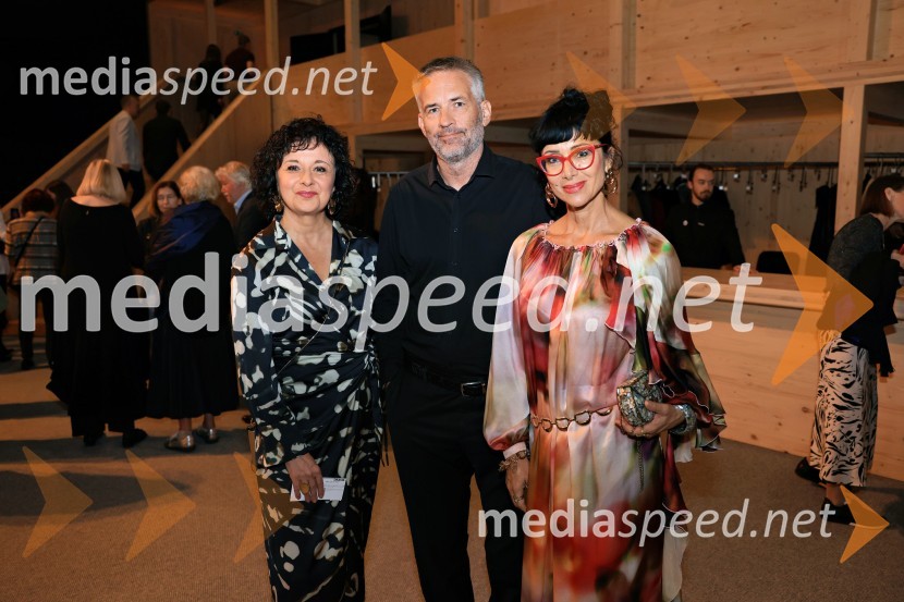  Lara Jankovič, igralka;  Robi Lešnik, arhitekt;  dr. Jerca  Legan, antropologinja in strokovnjakinja za strateške komunikacijeOsvoboditev Skopja, premiera v SNG Drama Ljubljana