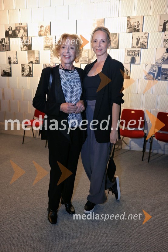  Milena  Zupančič, igralka;  ... Osvoboditev Skopja, premiera v SNG Drama Ljubljana