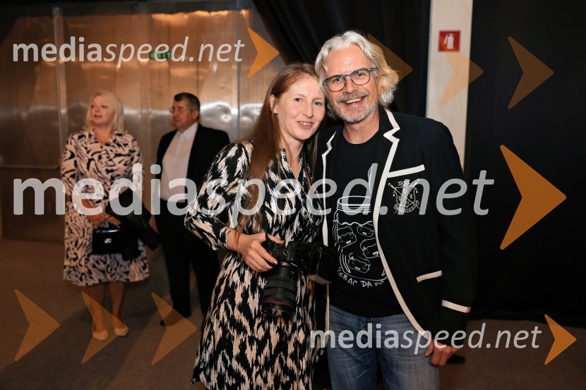  Katja Kodba, fotografinja;  ... Osvoboditev Skopja, premiera v SNG Drama Ljubljana