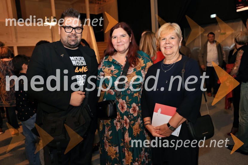  Nejc Simšič, novinar;  Teja Pelko, novinarka;  Irena  Butoln, germanistkaOsvoboditev Skopja, premiera v SNG Drama Ljubljana