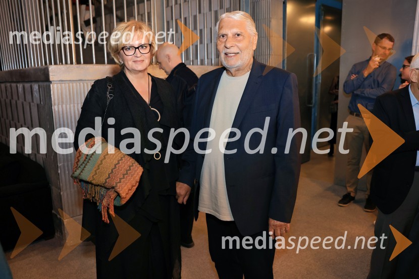  Ksenija Benedetti, predavateljica, muzikologinja, pianistka in nekdanja vodja Protokola Republike Slovenije;  Boris Cavazza, igralecOsvoboditev Skopja, premiera v SNG Drama Ljubljana