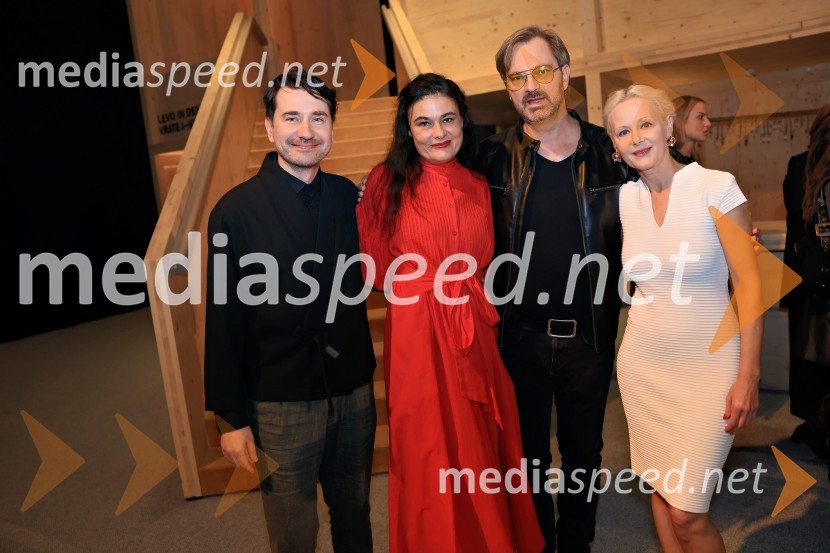  Saša Tabaković, igralec, nekdanji poslanec SMC;  Pia Zemljič, igralka;  Jurij  Zrnec, igralec;  Polona  Juh, igralkaOsvoboditev Skopja, premiera v SNG Drama Ljubljana