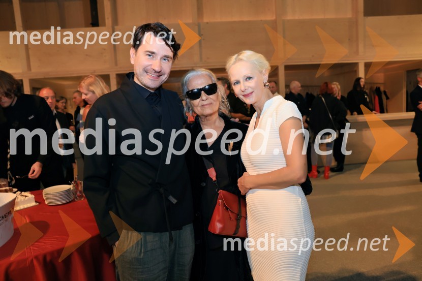  Saša Tabaković, igralec, nekdanji poslanec SMC;  Bjanka Adžić Ursulov, kostumografinja;  Polona  Juh, igralkaOsvoboditev Skopja, premiera v SNG Drama Ljubljana