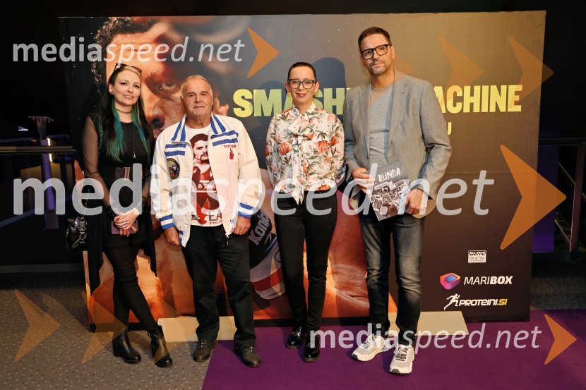  Maruša  Šinkovič, Blitzgroup;  Edvard Pleteršek, nekdanji boksar in boksarski trener;  Ksenija Arzenšek, pomočnica direktorja MARIBOX;  Stipe Jerić, direktor MariboxSmashing Machine, ekskluzivna premiera v Mariboxu