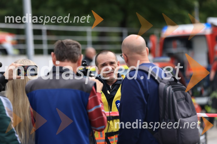  Boštjan Tertinek, vodja intevencij, PGD SmolnikPožar v Rušah, gorelo podjetje ECOM