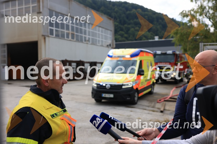  Boštjan Tertinek, vodja intevencij, PGD Smolnik;  ... Požar v Rušah, gorelo podjetje ECOM