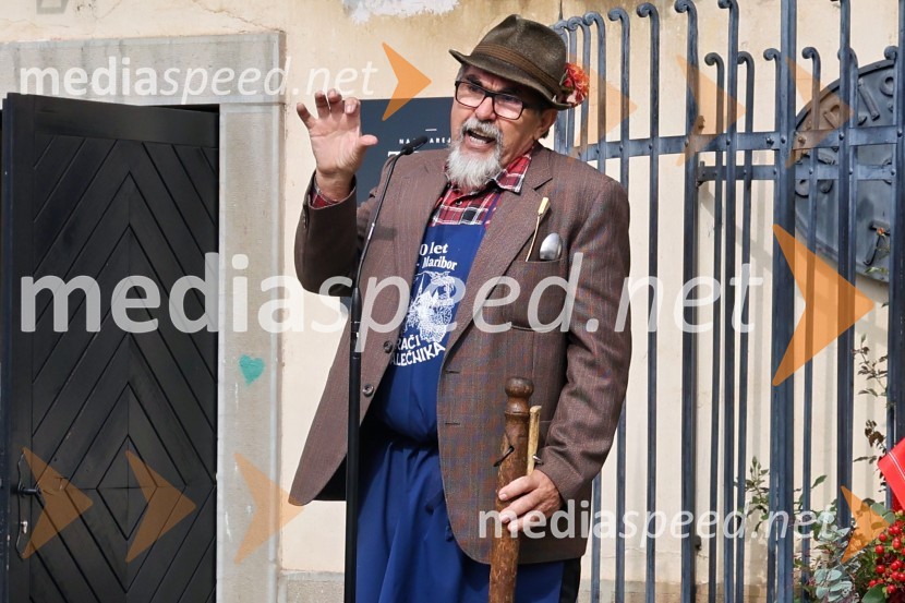  Alojz  Jenuš - Slavek, outar in brač iz MalečnikaSvečana trgatev najstarejše trte 2025 in razglasitev vinske kraljice