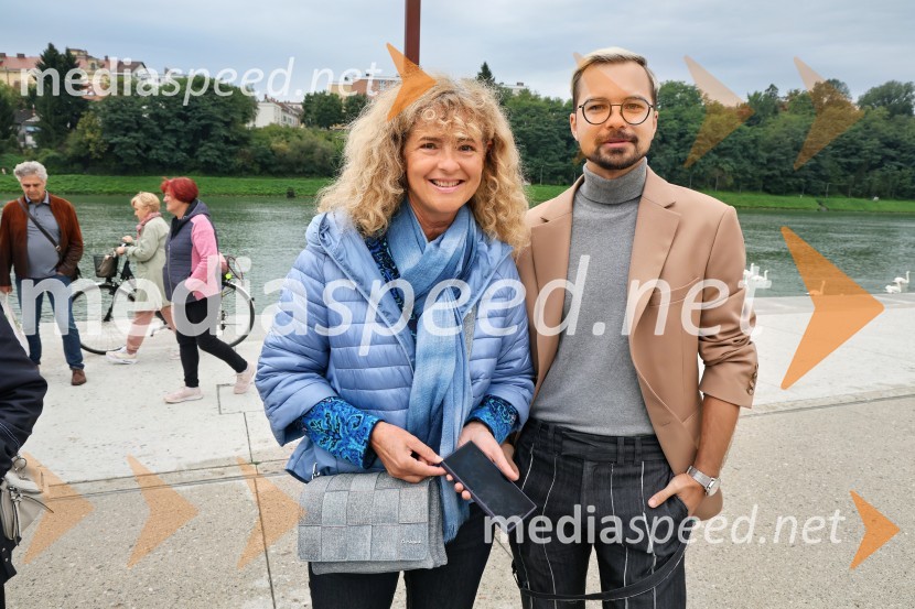  Nataša Matijevič, mestna svetnica, vodja Mariborske tržnice;  David Hojnik, modni oblikovalec DH fashionSvečana trgatev najstarejše trte 2025 in razglasitev vinske kraljice