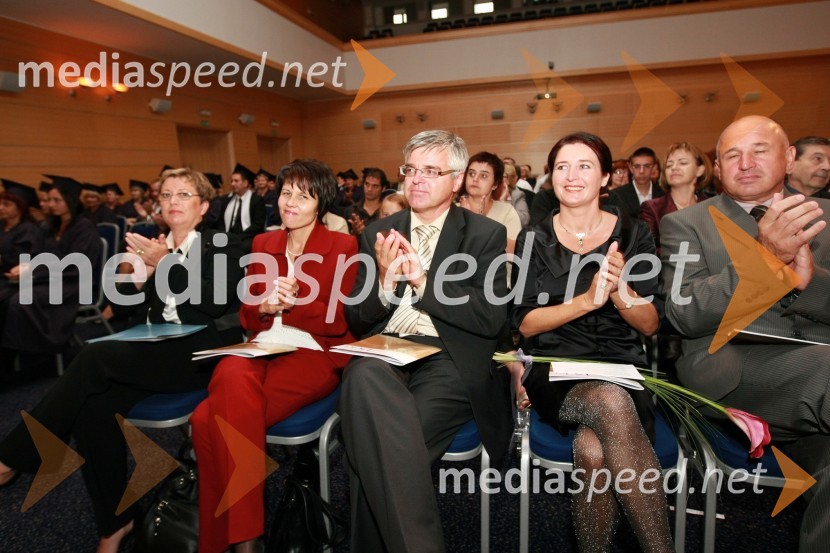 Valentina Plemenitaš, direktorica mariborske območne službe Zavoda Republike Slovenije za zaposlovanje, mag. Aleksandra Podgornik, direktorica Štajerske gospodarske zbornice, mag. Samo Hribar Milič, generalni direktor GZS, mag. Majda Kralj, direktorica poslovnega sistema Academia in Milan Mikl, podžupan Mestne občine Maribor15. obletnica poslovnega sistema Academia in svečana podelitev diplom Višje strokovne šole Academia