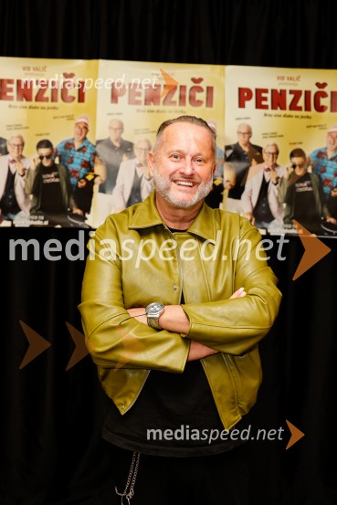  Miran Miki Vlahovič, glasbenikPenziči, medijska premiera predstave Vida Valiča