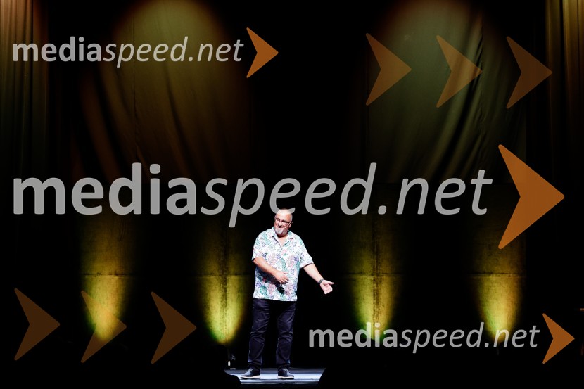  Boštjan Meglič - PeškaPenziči, medijska premiera predstave Vida Valiča