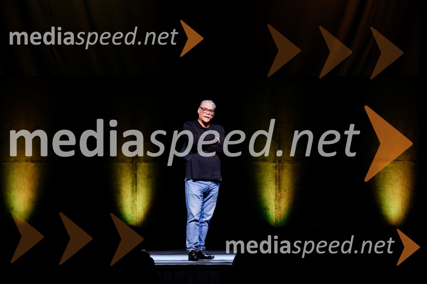  Boris Kobal, režiser, igralecPenziči, medijska premiera predstave Vida Valiča