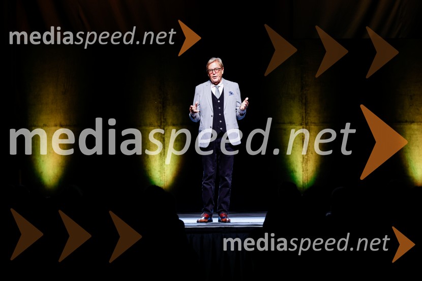  Vinko Šimek, komikPenziči, medijska premiera predstave Vida Valiča