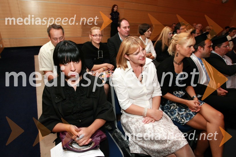 Obiskovalci15. obletnica poslovnega sistema Academia in svečana podelitev diplom Višje strokovne šole Academia