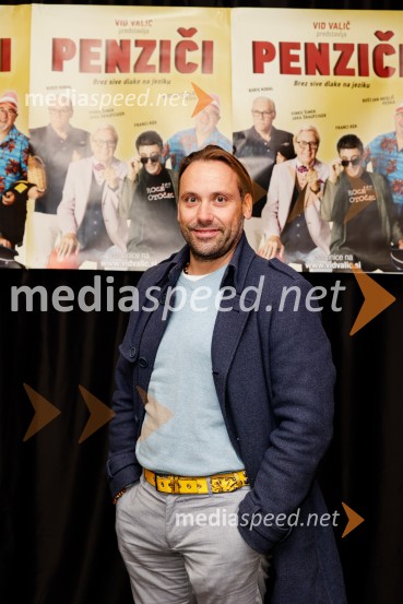  Rok Kunaver, igralecPenziči, medijska premiera predstave Vida Valiča