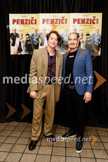  Domen Valič, igralec;  Vid  Valič, stand-up komik, voditeljPenziči, medijska premiera predstave Vida Valiča