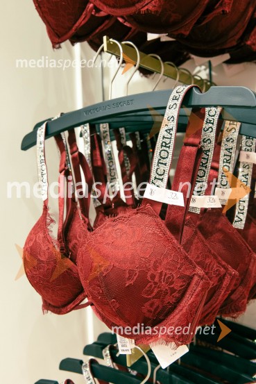 Victoria's Secret odprla svojo prvo trgovino v Sloveniji