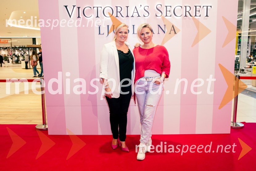  Špela Močnik, TV voditeljica;  Ana  Praznik, voditeljica, pevka BepopVictoria's Secret odprla svojo prvo trgovino v Sloveniji