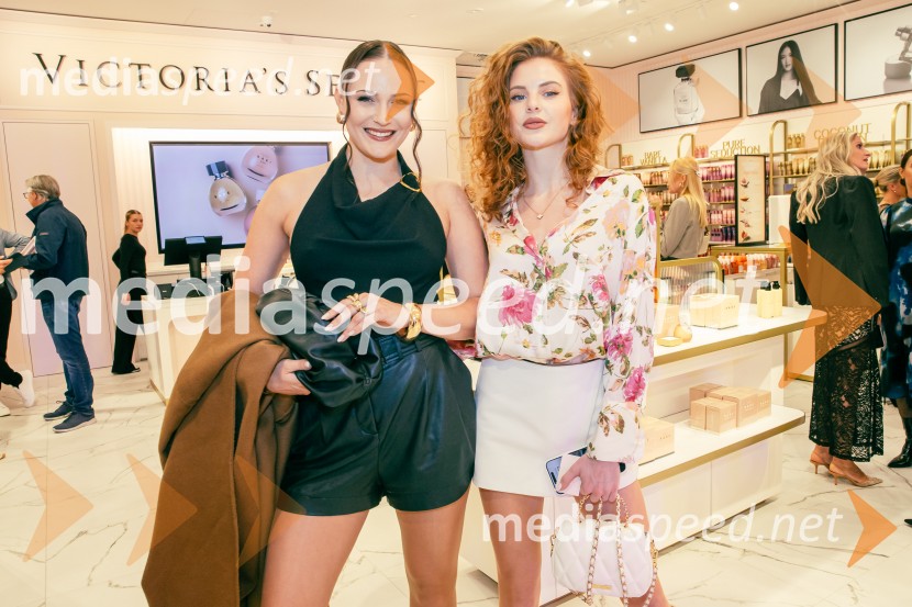  Nina  Kolar;  Nika Kar, manekenkaVictoria's Secret odprla svojo prvo trgovino v Sloveniji