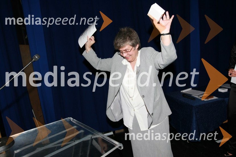 Mag. Mirjana Ivanuša-Bezjak, ravnateljica VSŠ Academia15. obletnica poslovnega sistema Academia in svečana podelitev diplom Višje strokovne šole Academia