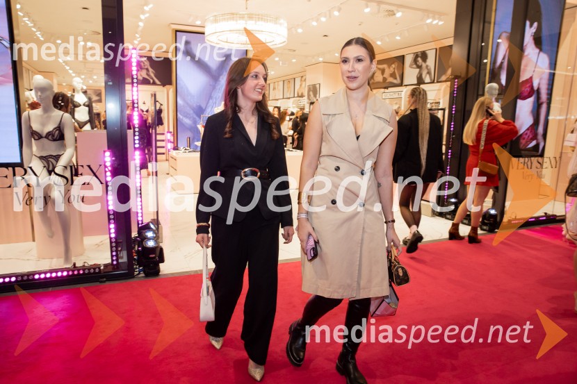 Victoria's Secret odprla svojo prvo trgovino v Sloveniji