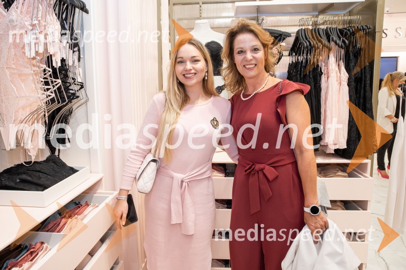  Laura Unuk, mladinska svetovna prvakinja v šahu;  ... Victoria's Secret odprla svojo prvo trgovino v Sloveniji