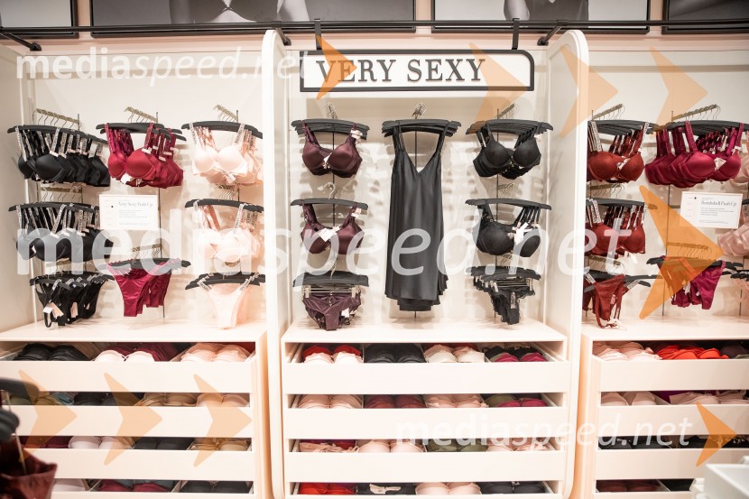 Victoria's Secret odprla svojo prvo trgovino v Sloveniji