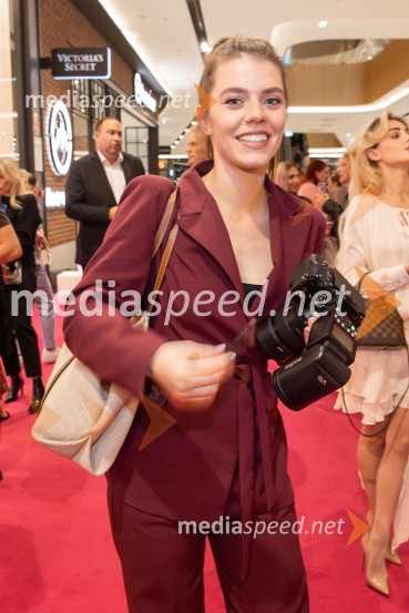 Victoria's Secret odprla svojo prvo trgovino v Sloveniji