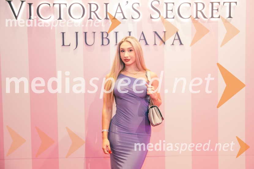  Urša KoserVictoria's Secret odprla svojo prvo trgovino v Sloveniji