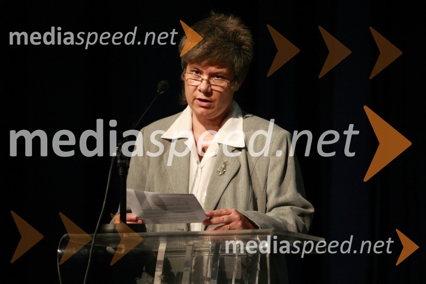 Mag. Mirjana Ivanuša-Bezjak, ravnateljica VSŠ Academia15. obletnica poslovnega sistema Academia in svečana podelitev diplom Višje strokovne šole Academia