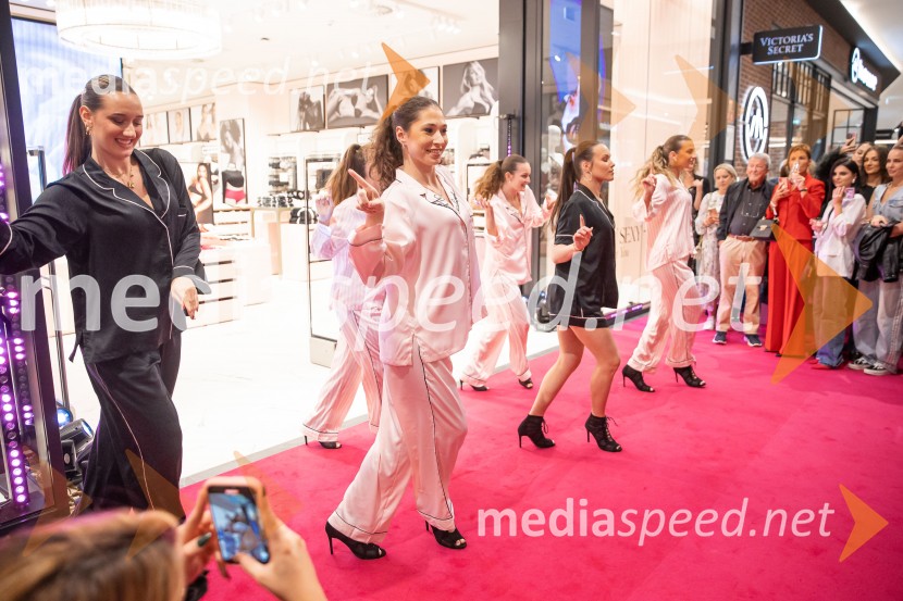 Victoria's Secret odprla svojo prvo trgovino v Sloveniji