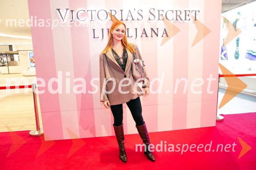  Gaja Hribernik, ustvarjalka vsebin, osebna trenerkaVictoria's Secret odprla svojo prvo trgovino v Sloveniji