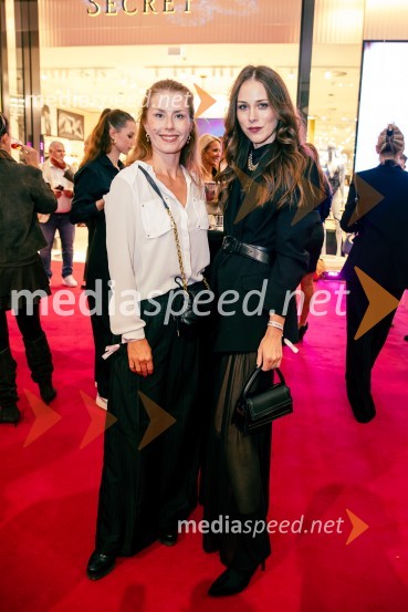  ... ;  Eva Ahačevčič Pakiž, blogerka, modna novinarkaVictoria's Secret odprla svojo prvo trgovino v Sloveniji