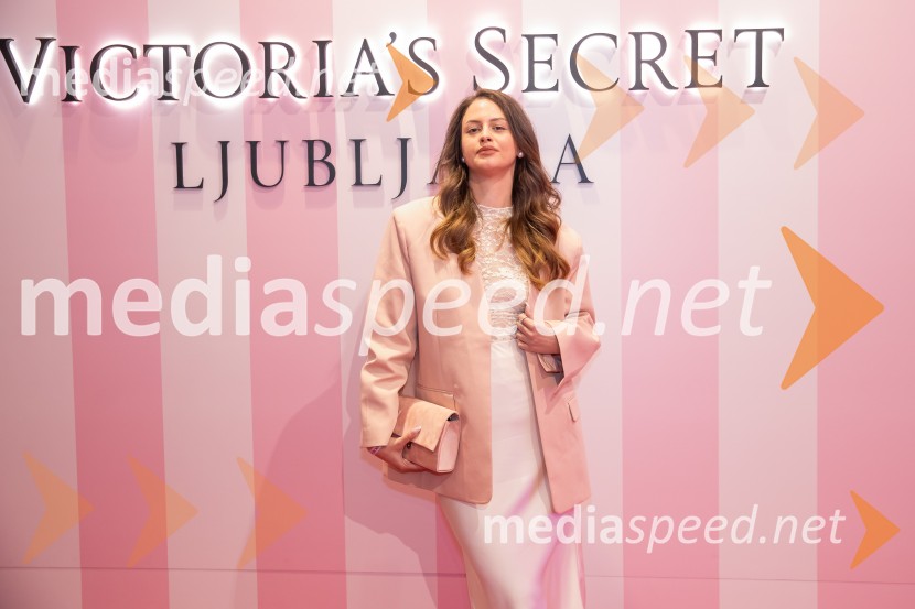Victoria's Secret odprla svojo prvo trgovino v Sloveniji