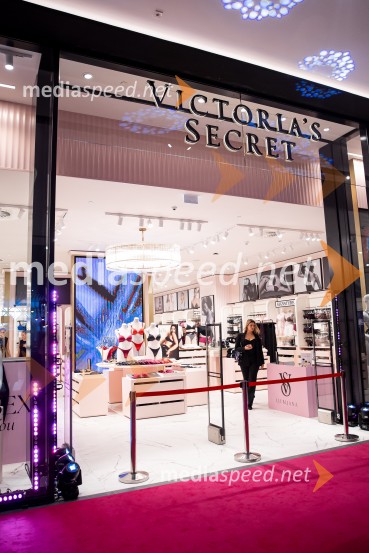 Victoria's Secret odprla svojo prvo trgovino v Sloveniji
