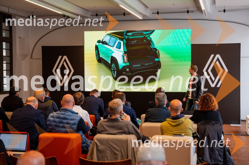 Slovenska predstavitev Renault 4 E-tech