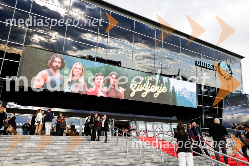 Takšno je življenje, predpremiera nadaljevanke