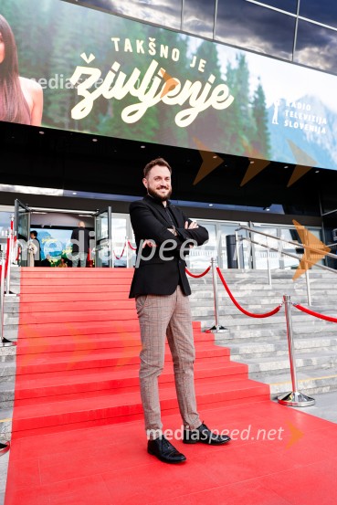  Sandi Morel, voditeljTakšno je življenje, predpremiera nadaljevanke