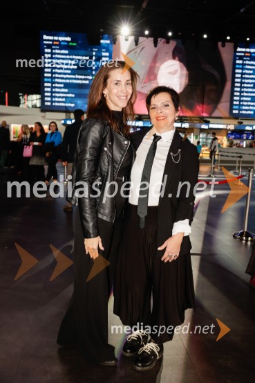  Nina Rakovec, igralka, pevka;  Vesna Slapar, igralkaTakšno je življenje, predpremiera nadaljevanke