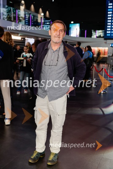 Takšno je življenje, predpremiera nadaljevanke