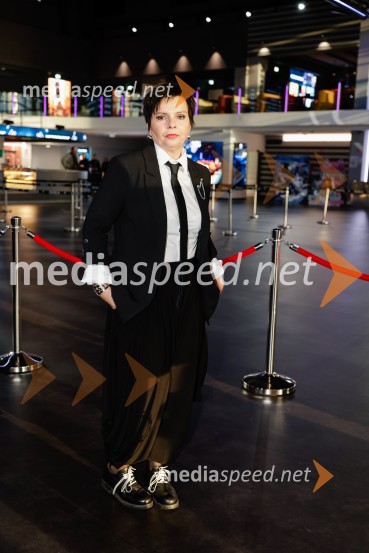  Vesna Slapar, igralkaTakšno je življenje, predpremiera nadaljevanke