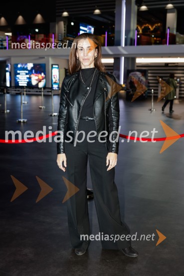  Nina Rakovec, igralka, pevkaTakšno je življenje, predpremiera nadaljevanke