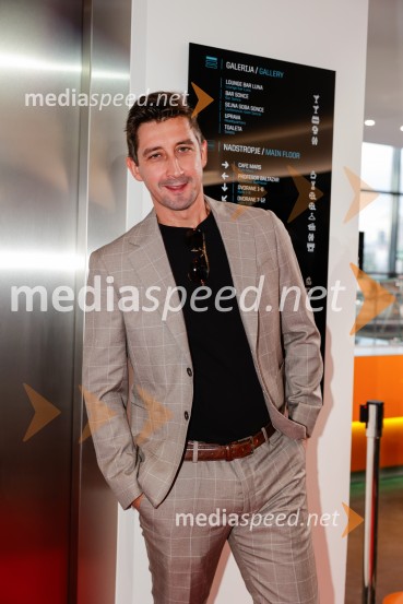  Žiga Udir, igralecTakšno je življenje, predpremiera nadaljevanke