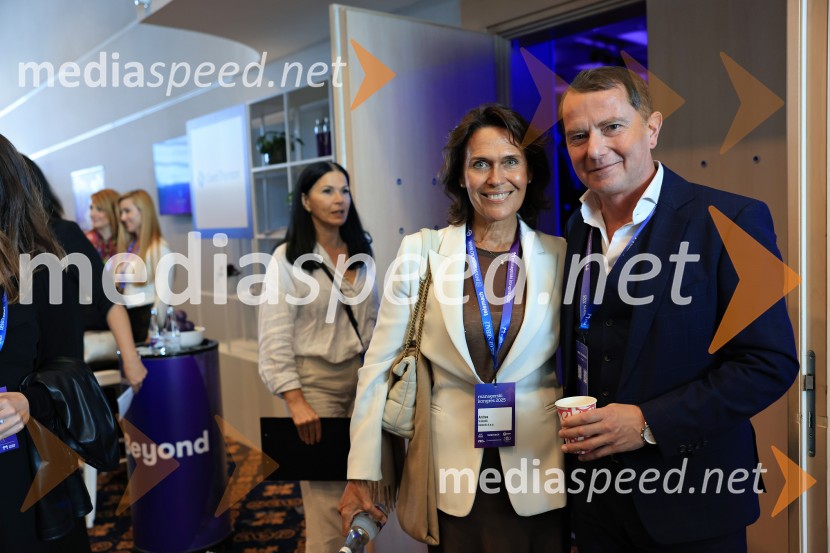  Andrea Volenik, direktorica, Volenik d.o.o.;  Tomaž Orešič, podpredsednik skupine ResaltaManagerski kongres 2025, prvi dan