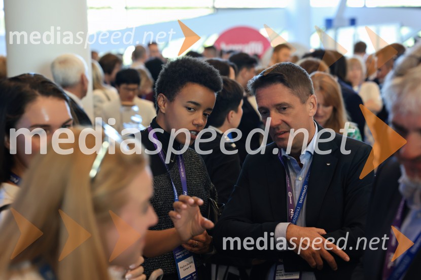  ... ;  Mihael SernecManagerski kongres 2025, prvi dan