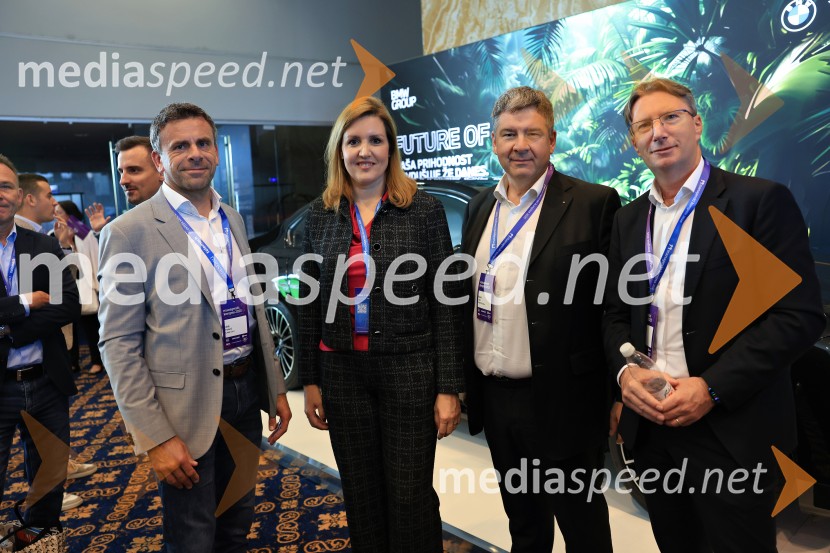  Uroš  Fonovič, direktor, Lunos Slovenija;  ... ; dr. Robert Ličen, Podjetniški center Pegasus;  ... Managerski kongres 2025, prvi dan