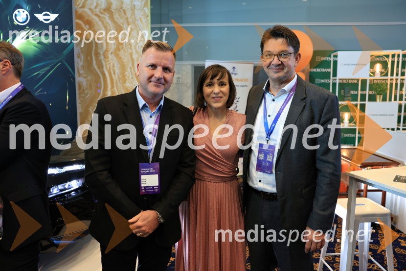 dr. Simon Rečnik, direktor Trdnih izdelkov in član uprave Leka d.d.;  ... ;  Marko Drobnič, predsednik uprave Talum d.d.Managerski kongres 2025, prvi dan