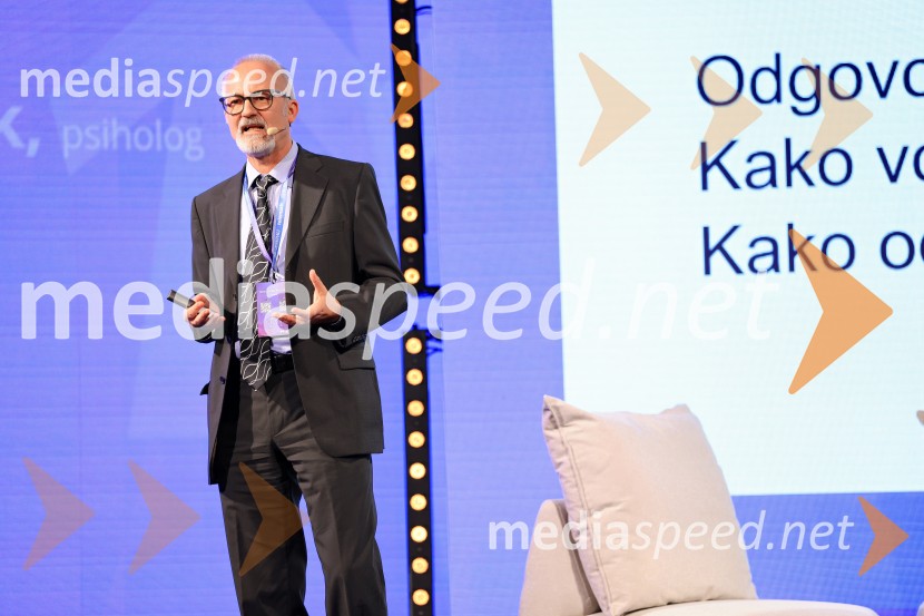 dr. Kristijan Musek LešnikManagerski kongres 2025, prvi dan